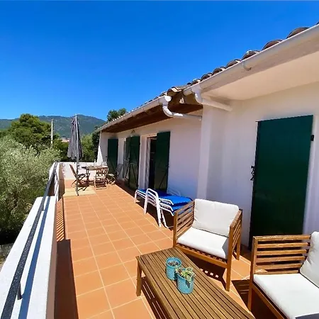 75m2 Avec Terrasse Et Jardin أجاكسيو